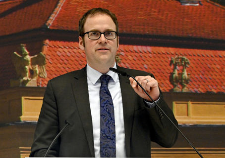 Oberbürgermeister Dr. Florian Janik (Bild: Harald Sippel)