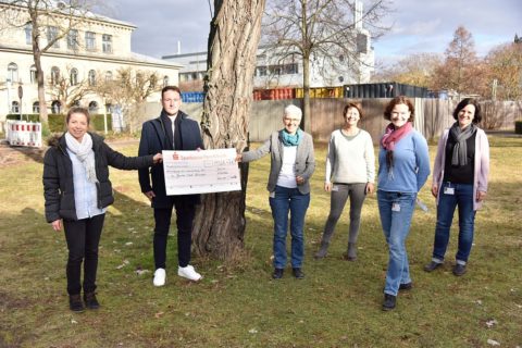 Zum Artikel "Unterstützung für Eltern von Frühgeborenen und kranken Kindern"