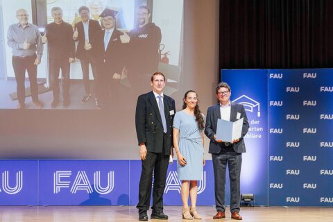 Symbolbild zum Artikel. Der Link öffnet das Bild in einer großen Anzeige.