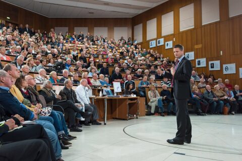Symbolbild zum Artikel. Der Link öffnet das Bild in einer großen Anzeige.