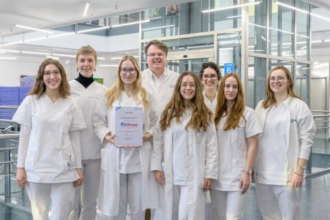 Symbolbild zum Artikel. Der Link öffnet das Bild in einer großen Anzeige.